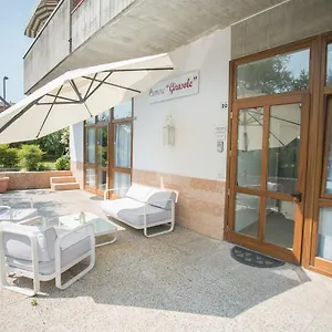 camere-girasole.hotelinveneto.com/